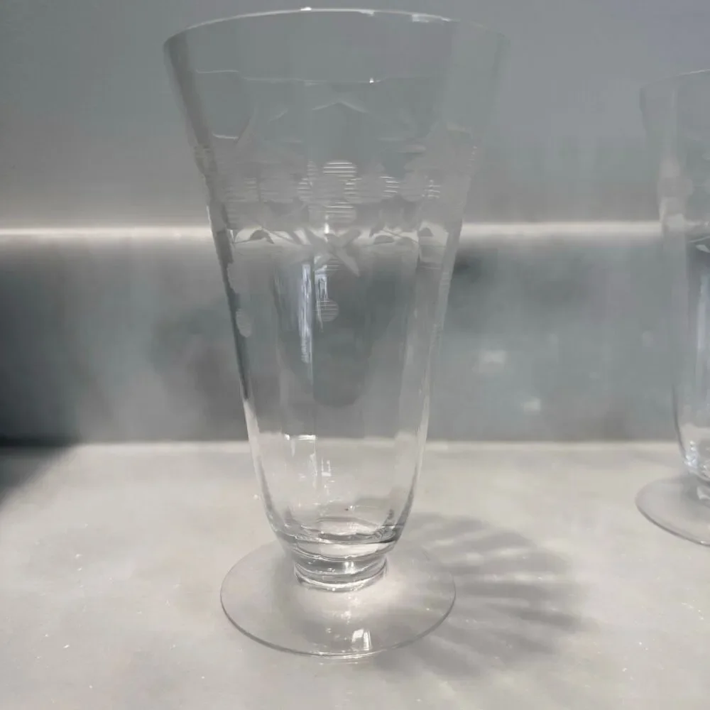 Lot of 4 Antique Clear Etched Flower Design Footed Crystal Pilsner Beer Glasses